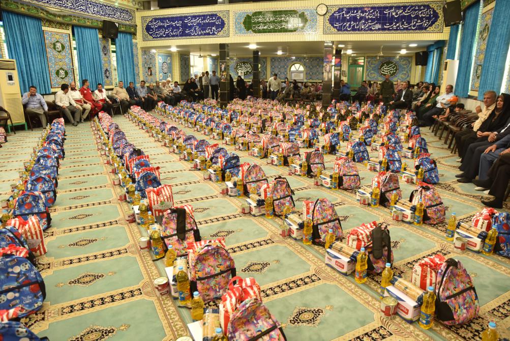 اولین مرحله توزیع مایحتاج تحصیلی در قالب  ۱۰ هزار بسته در گنبد به روایت تصویر1404/06/12