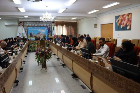 نشست خبری مدیرکل کمیته امداد استان اصفهان با اصحاب رسانه و مطبوعات  1404/06/17