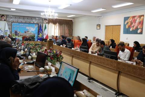 نشست خبری مدیرکل کمیته امداد استان اصفهان با اصحاب رسانه و مطبوعات  1404/06/17